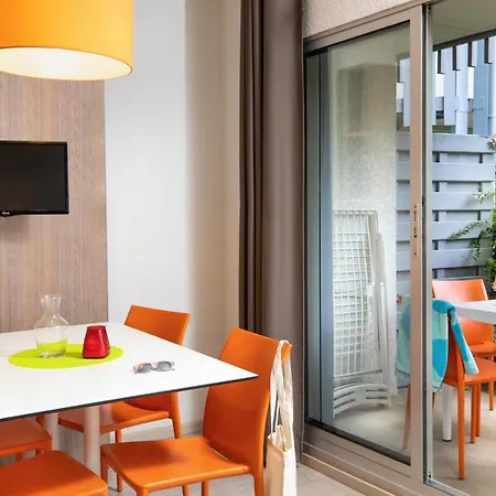 Sowell Family Pignada