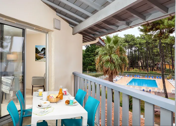 Sowell Family Pignada