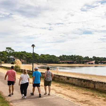 Sowell Family Pignada