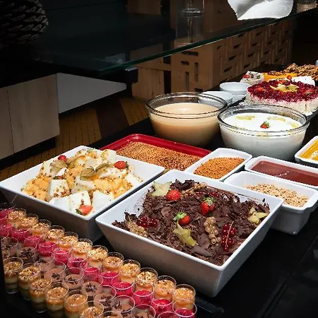 Sowell Family Pignada 3* Soustons