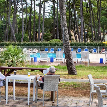 Sowell Family Pignada منتزه العطل 3*