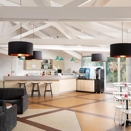 Sowell Family Pignada