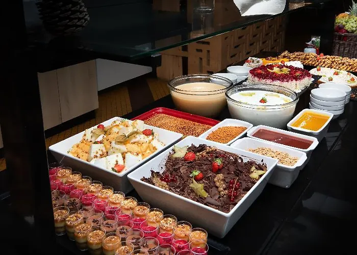 Sowell Family Pignada 3* Сустон