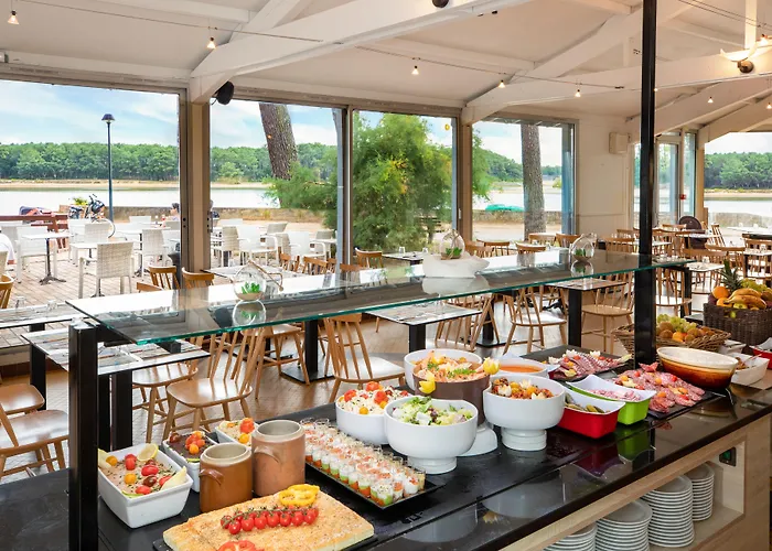 Sowell Family Pignada 3* Сустон