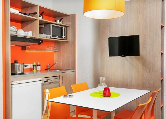 Sowell Family Pignada